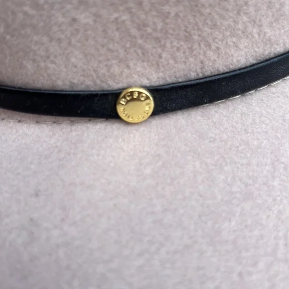 BCBG generation hat new with tags $48 one size with adjustable straps - Picture 3 of 7